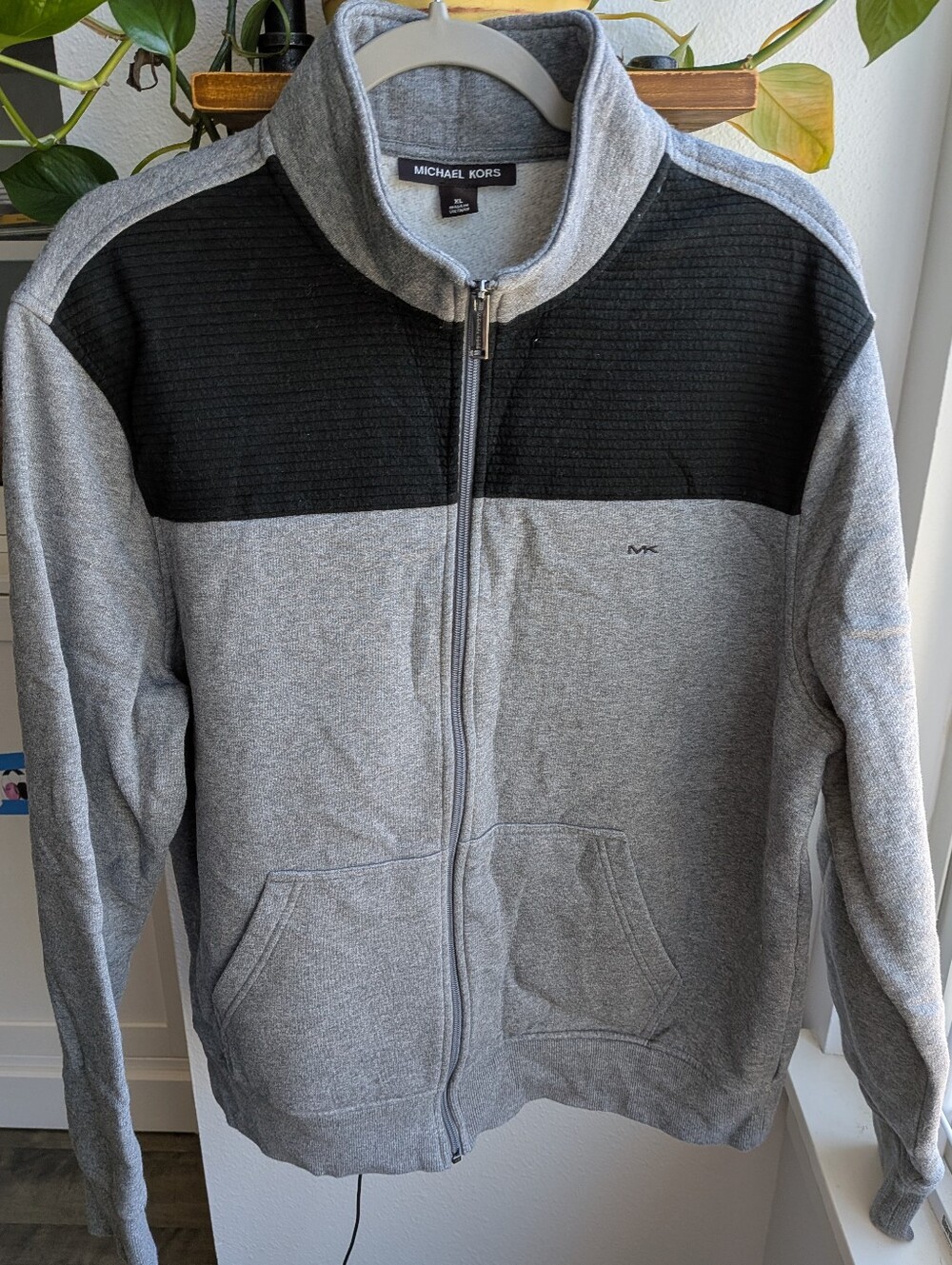 Michael Kors Mens XL Grey Black Zip Up Fleece Jacket